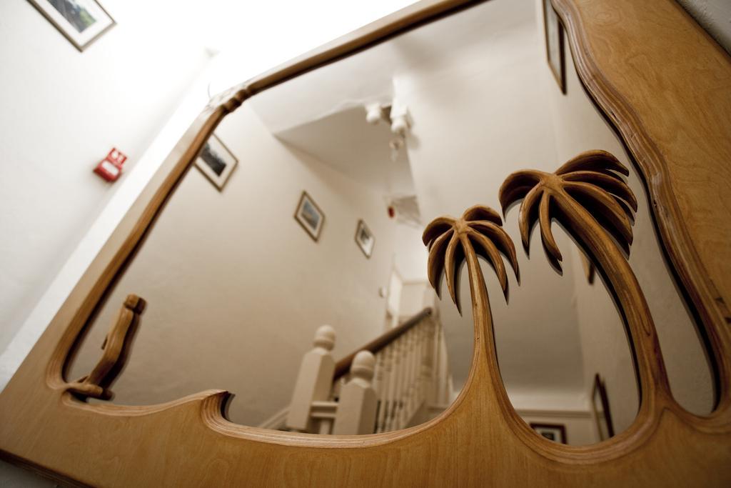 Relax At Rosscourt Guest House-Free On Site Parking (Adults Only) Борнмът Екстериор снимка